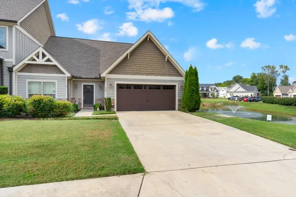 $486,800 | 103 ANDERTON Drive, Winchester, TN 37398