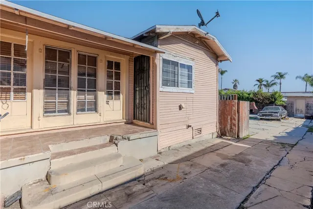 $850,000 | 5146 Chesley Avenue, Los Angeles, CA 90043