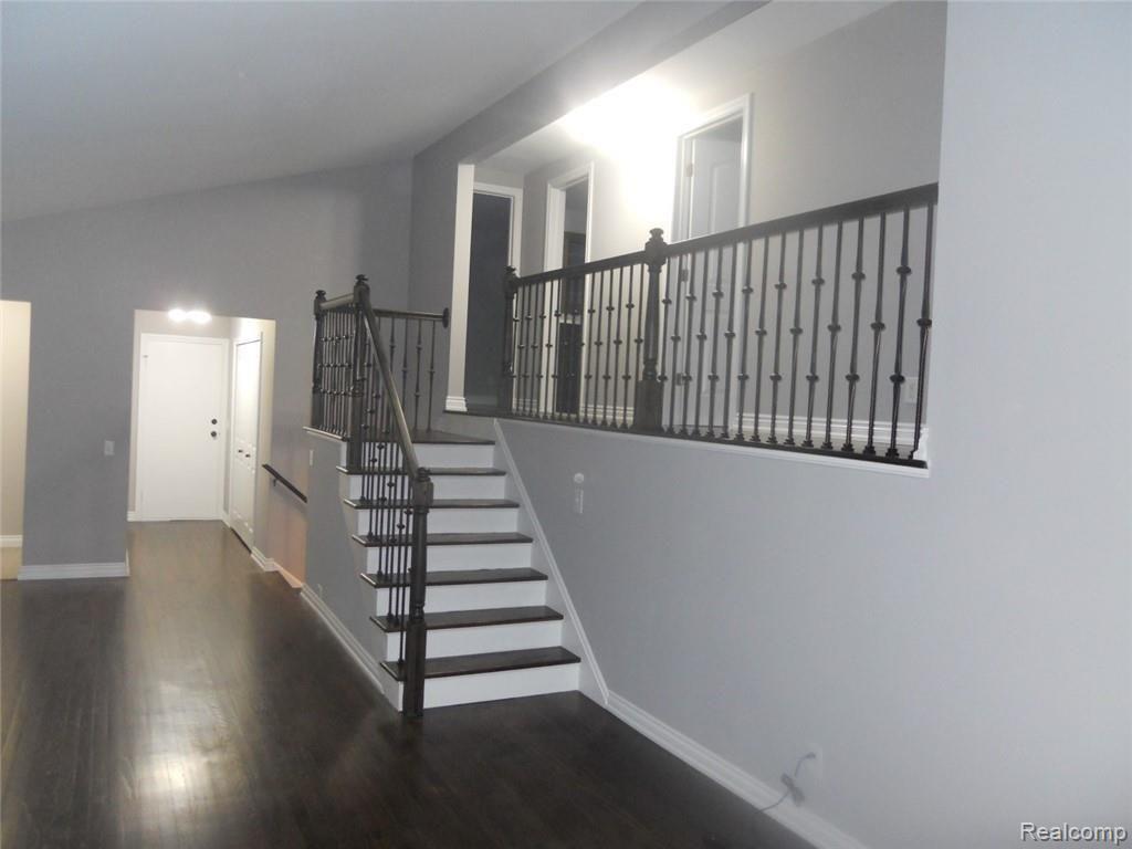 385 Apple Hill Lane Rochester Hills, MI 48306 - Photo 16 of 32