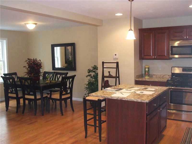 76 Mill Pond Road, Unit 76 Burrillville, RI 02830 - Photo 3 of 15 Dining Room.
