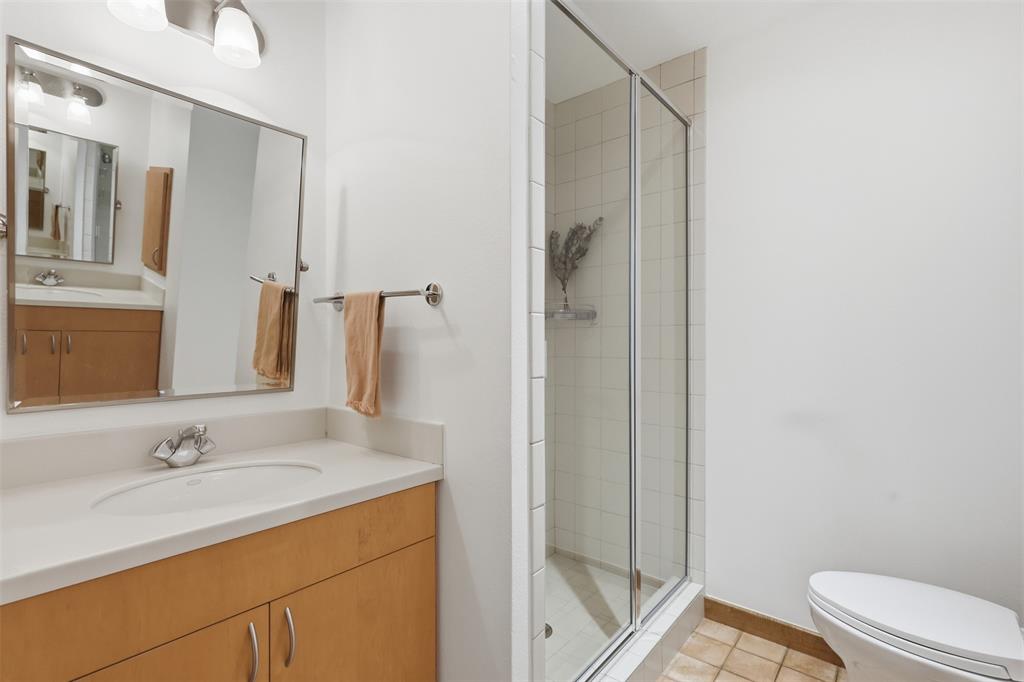 4329 Taos Road Dallas, TX 75209 - Photo 21 of 32 hall bath with double sinks