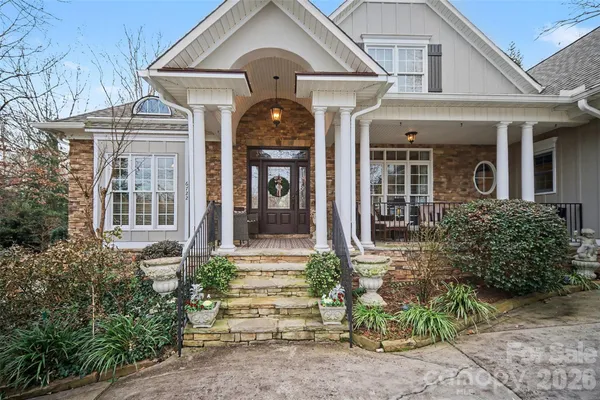 $997,900 | 6722 Fox Ridge Circle, Unit 56, Davidson, NC 28036