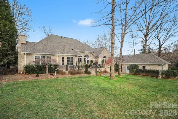 $997,900 | 6722 Fox Ridge Circle, Unit 56, Davidson, NC 28036