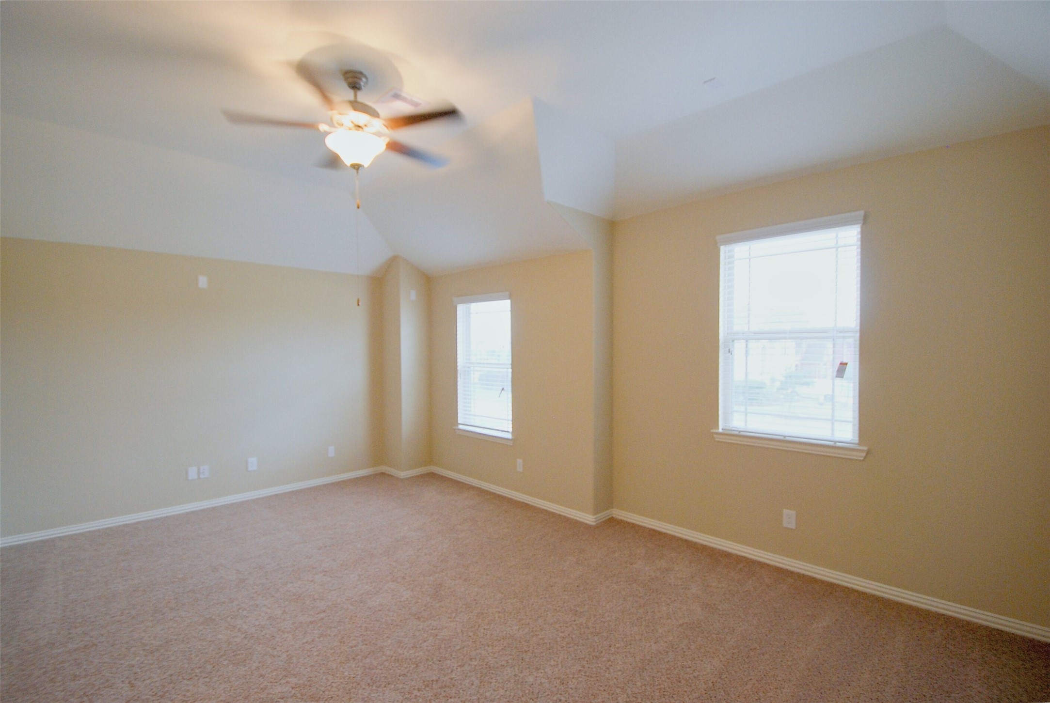 7103 Avalon Bend Circle Spring, TX 77379 - Photo 9 of 27