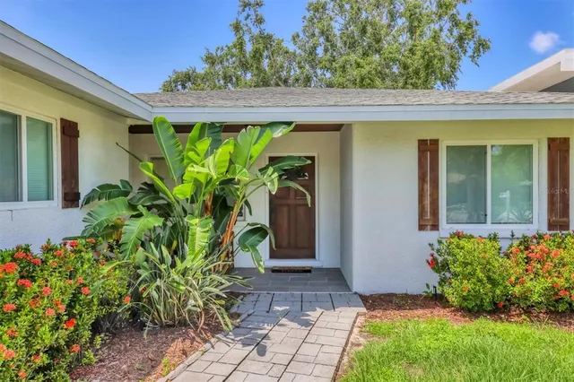 $5,000 | 2141 Hyde Park Street, Sarasota, FL 34239