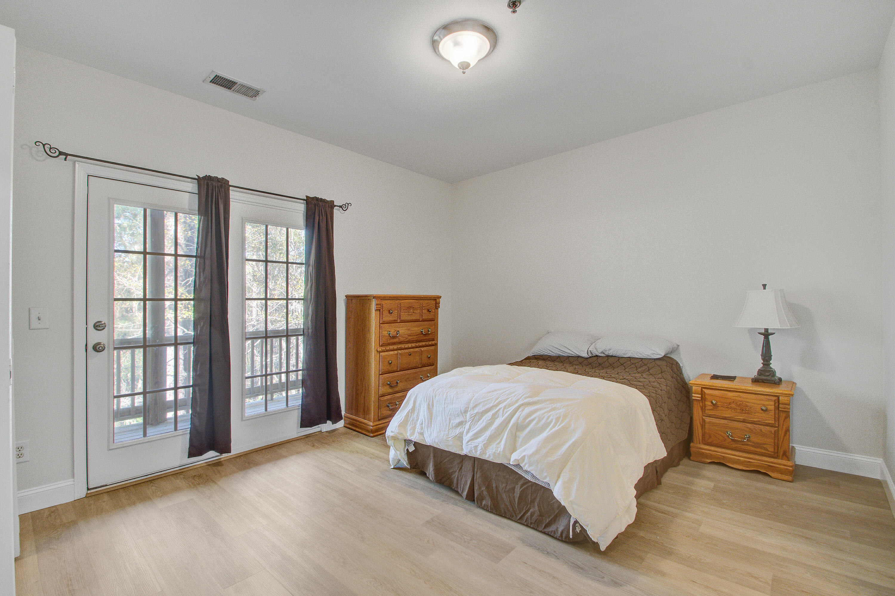 4628 Palm View Circle North Charleston, SC 29418 - Photo 11 of 31 Primary Bedroom