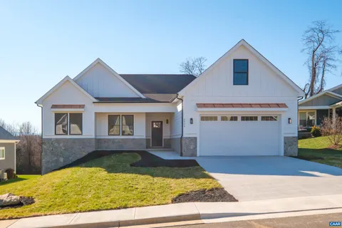 $659,900 | 2524 Belvue Road, Waynesboro, VA 22980