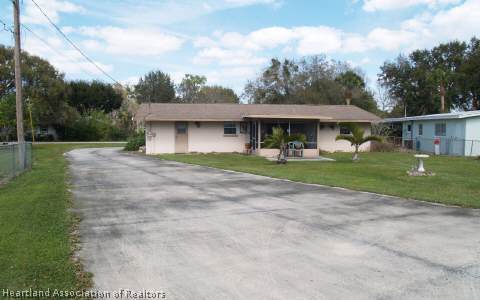 109 Lakeside Road Sebring, FL 33870 - Photo 19 of 20 Gallery Image 19