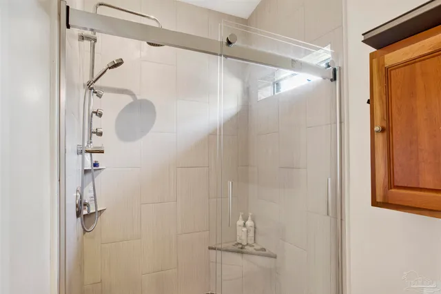 $355,000 | 2718 Summertree Lane, Gulf Breeze, FL 32563