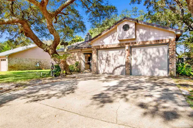 $355,000 | 2718 Summertree Lane, Gulf Breeze, FL 32563