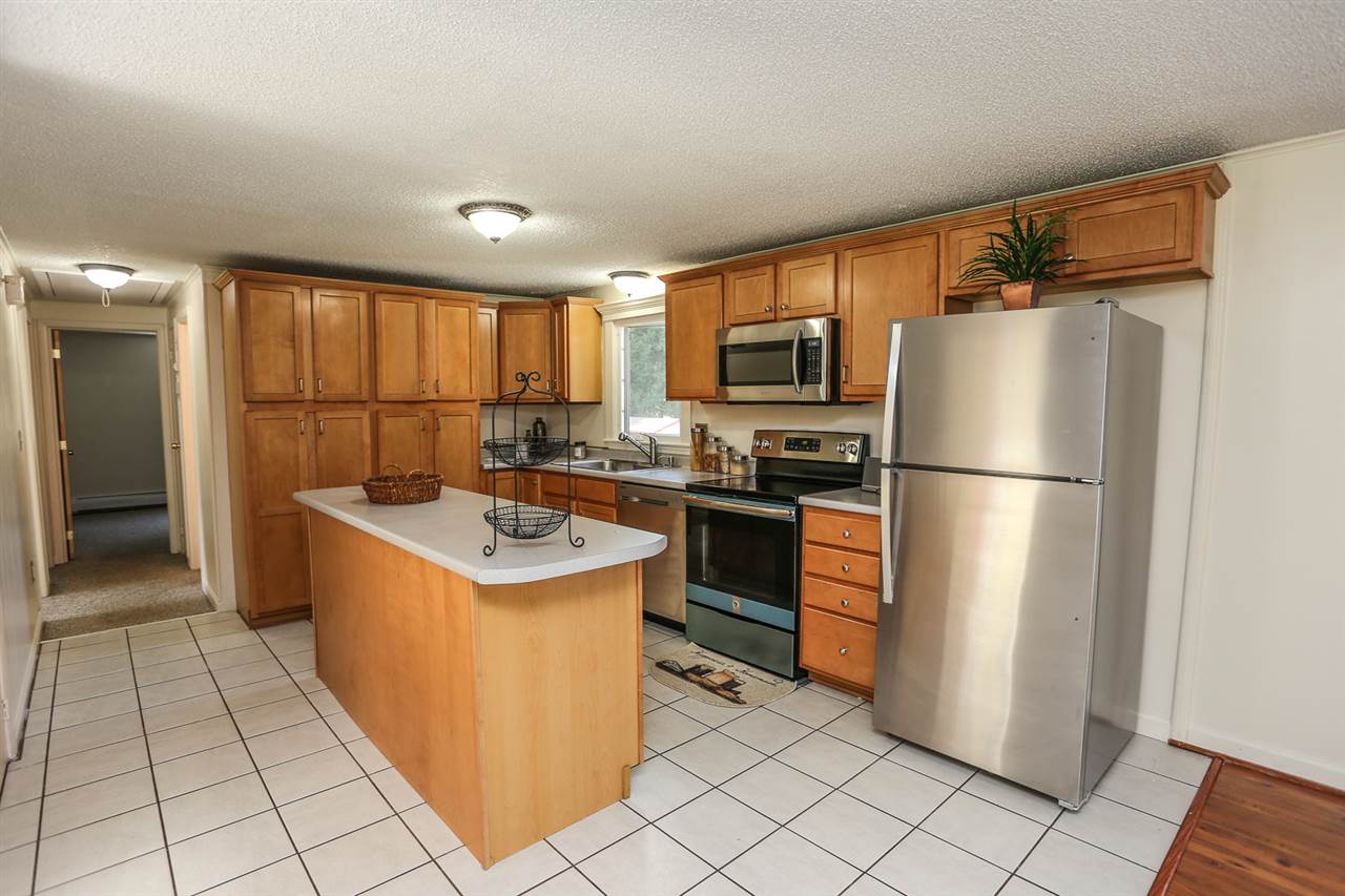 70 Talent Road Litchfield, NH 03052 - Photo 8 of 40