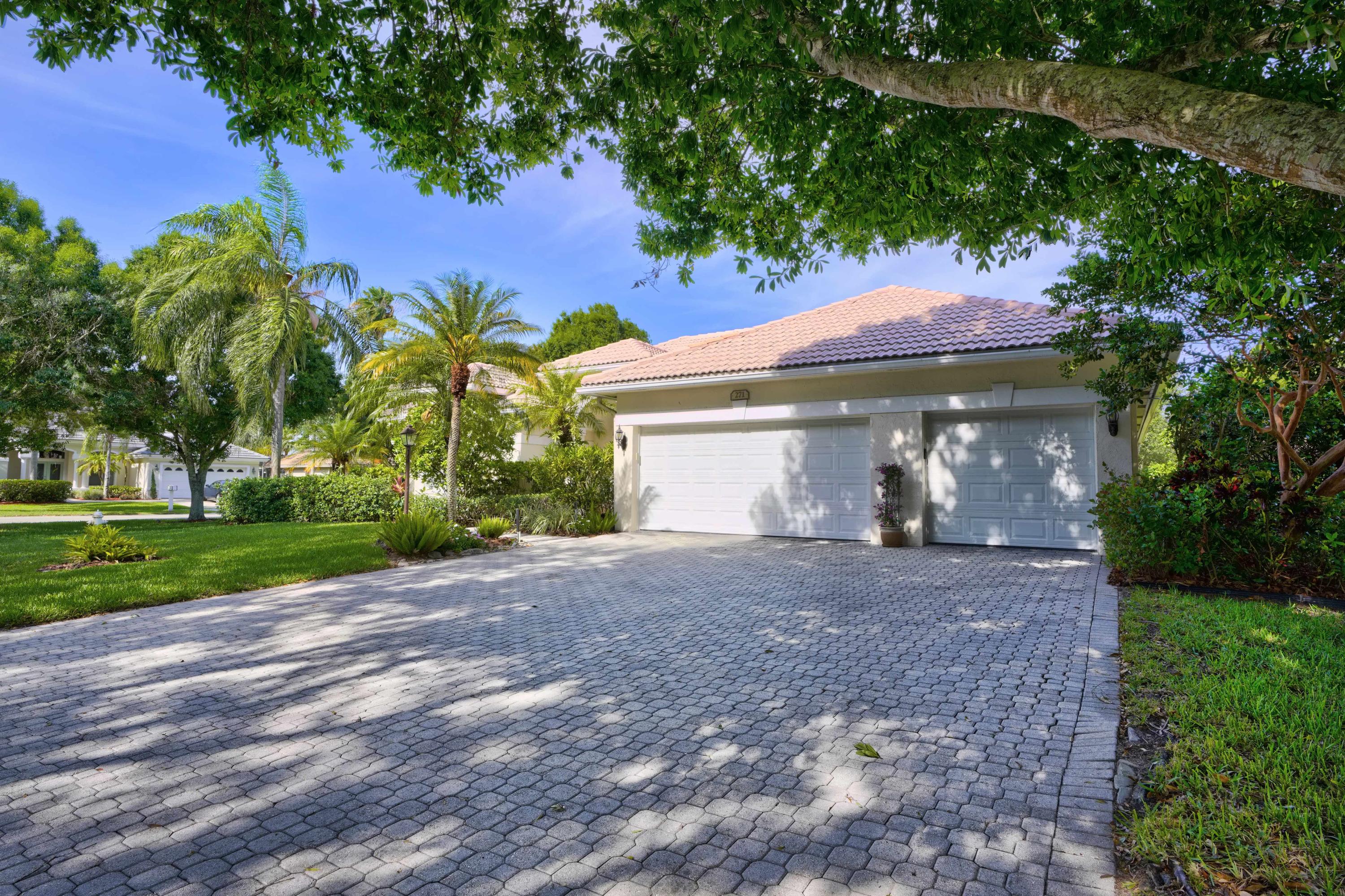 271 Crane Point North Jupiter, FL 33458 - Photo 3 of 57 03_untitled-(3)