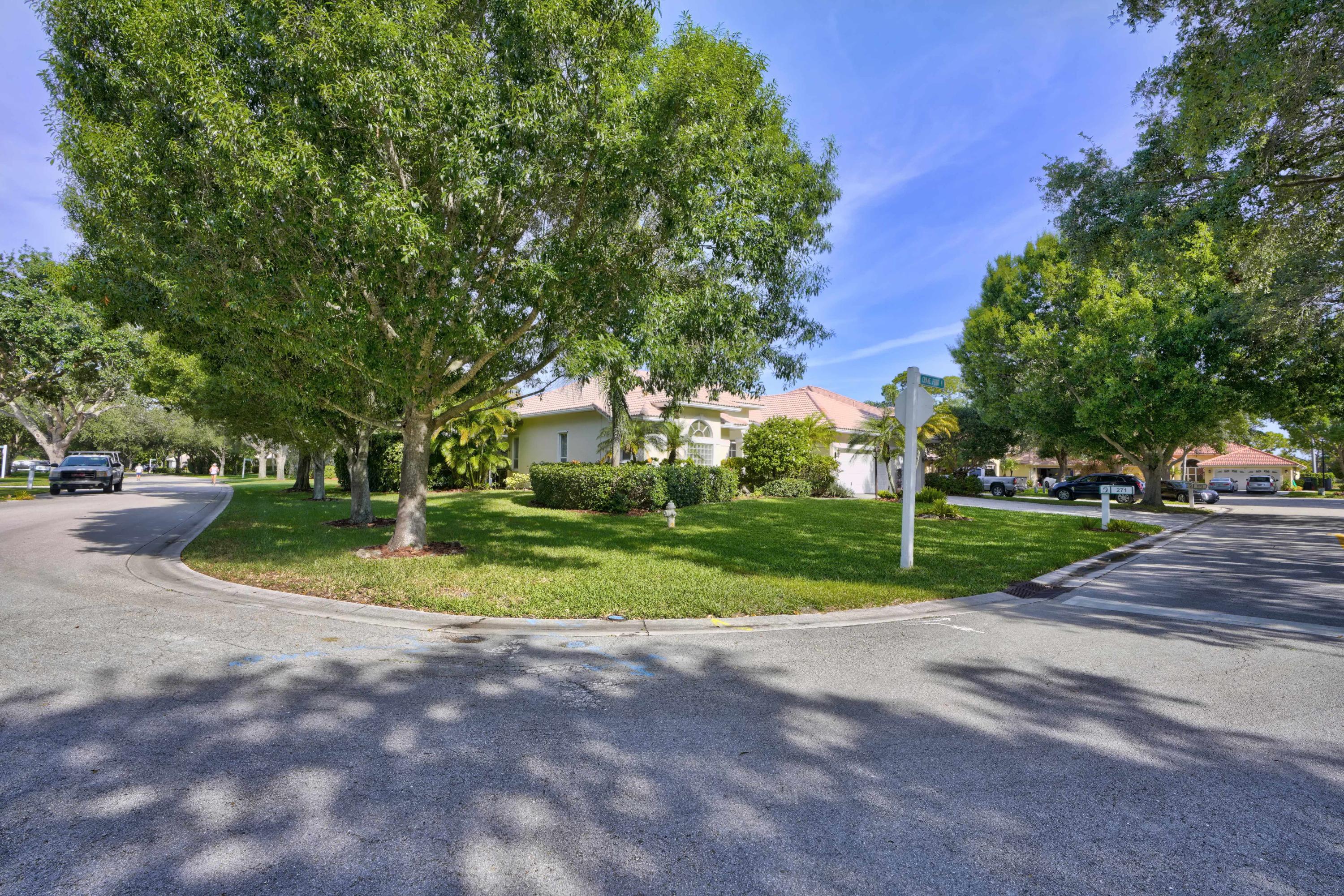 271 Crane Point North Jupiter, FL 33458 - Photo 5 of 57 06_untitled-(6)