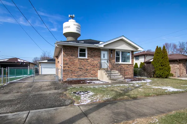 $410,000 | 8356 Sayre Avenue, Burbank, IL 60459