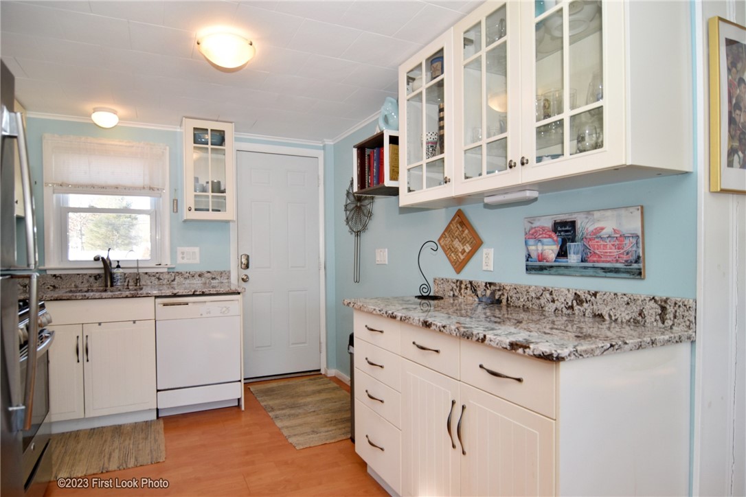 43 Ram Island Road Charlestown, RI 02813 - Photo 10 of 39