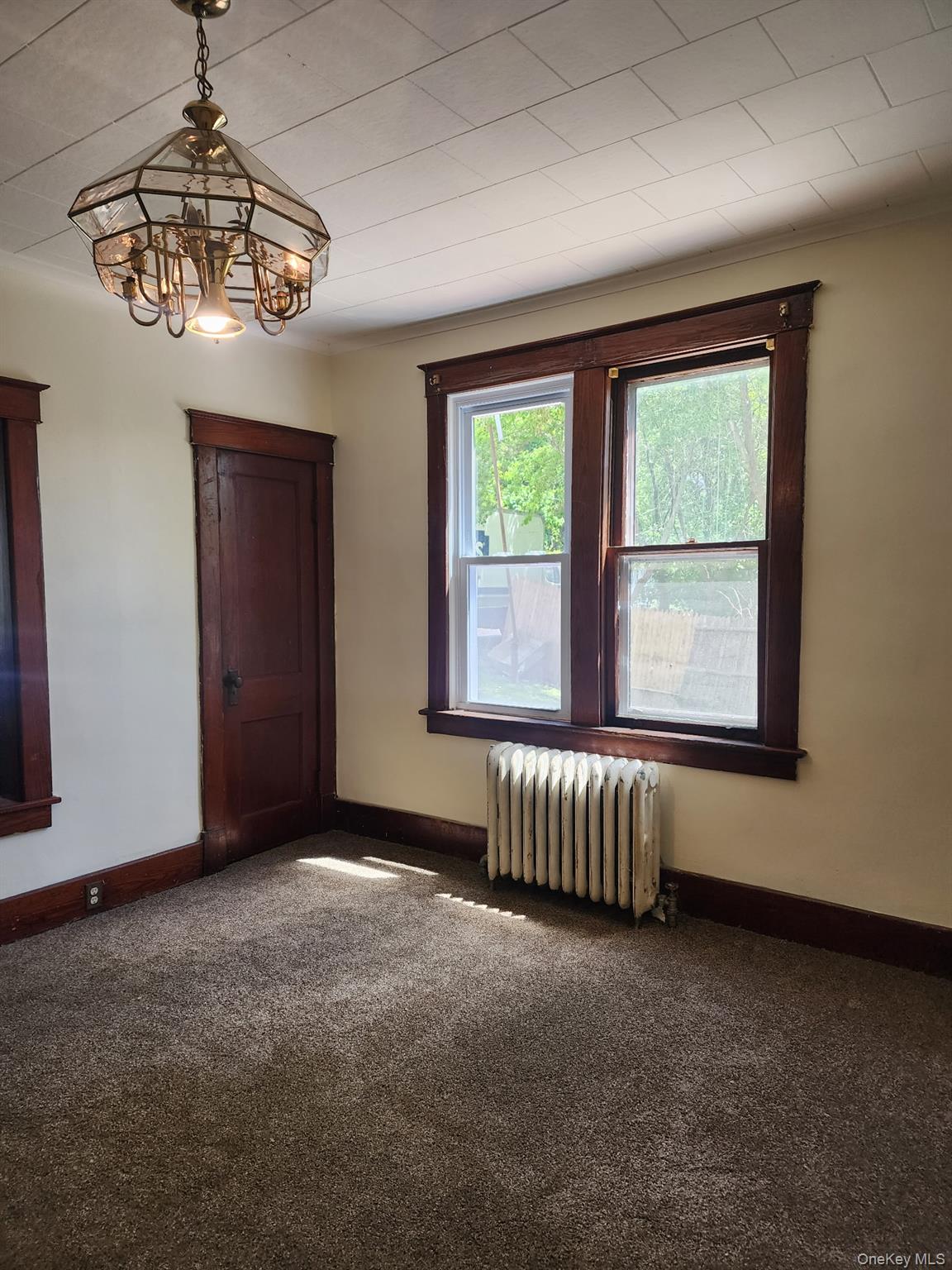 147 Forbes Street Amsterdam, NY 12010 - Photo 6 of 8