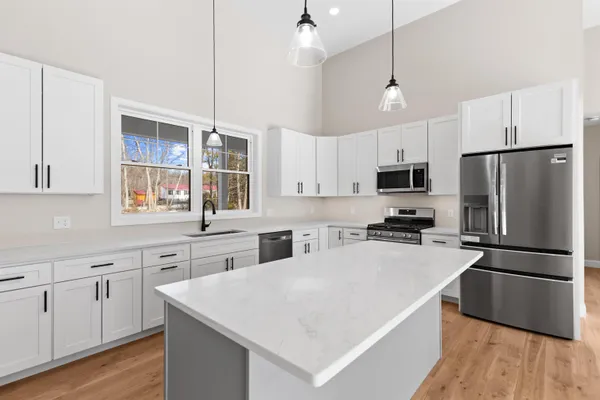 $875,000 | 80 Hatch Corner Road, Meredith, NH 03253