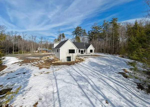 $875,000 | 80 Hatch Corner Road, Meredith, NH 03253