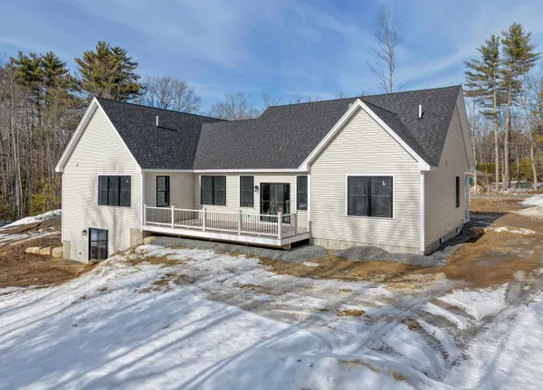 $875,000 | 80 Hatch Corner Road, Meredith, NH 03253
