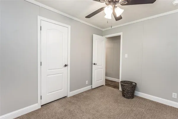 $825,000 | 100 Shawnee Trail West, Whitesboro, TX 76273