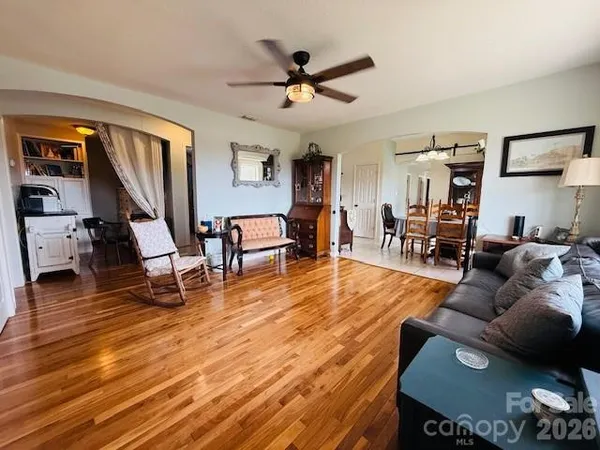 $385,000 | 3555 Ashworth Road, Marion, NC 28752