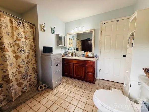$385,000 | 3555 Ashworth Road, Marion, NC 28752