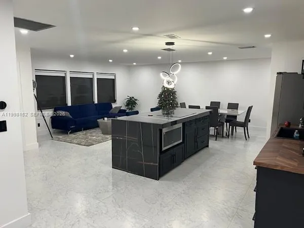 $4,000 | 1267 Scottsdale Road South, West Palm Beach, FL 33417