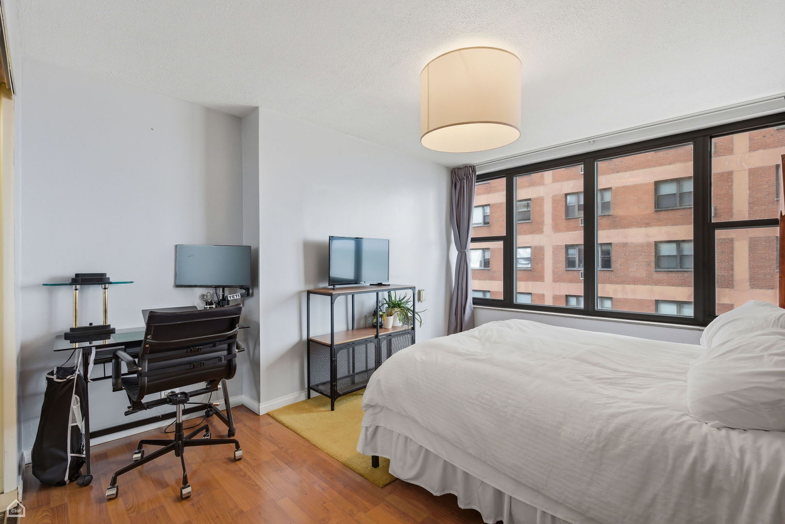 5801 North Sheridan Road, Unit 7B Chicago, IL 60660 - Photo 13 of 20