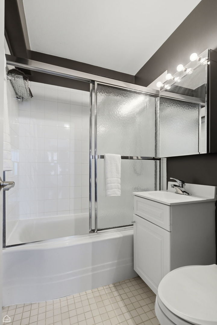 5801 North Sheridan Road, Unit 7B Chicago, IL 60660 - Photo 14 of 20