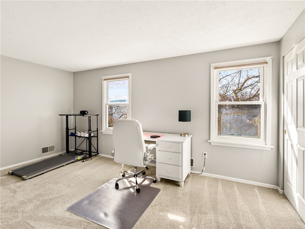 152 Fawn Lane Webster, NY 14580 - Photo 25 of 30 2nd bedroom