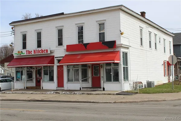 $199,900 | 207-221 Washburn Street, Lockport City, NY 14094