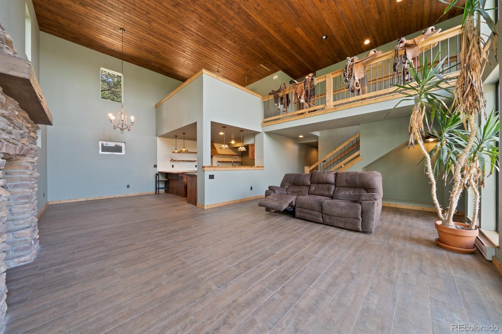 776 Hilltop Road Palmer Lake, CO 80133 - Photo 4 of 29