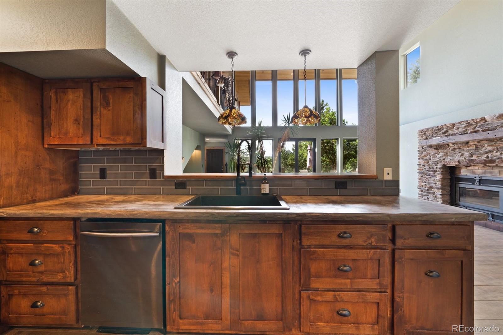 776 Hilltop Road Palmer Lake, CO 80133 - Photo 9 of 29