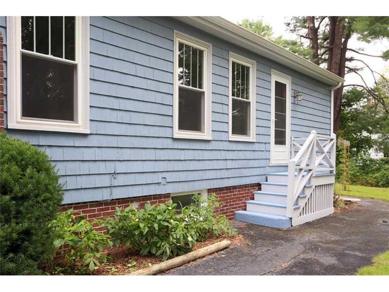 31 Devon Street Portland, ME 04102 - Photo 23 of 25 Exterior Back.