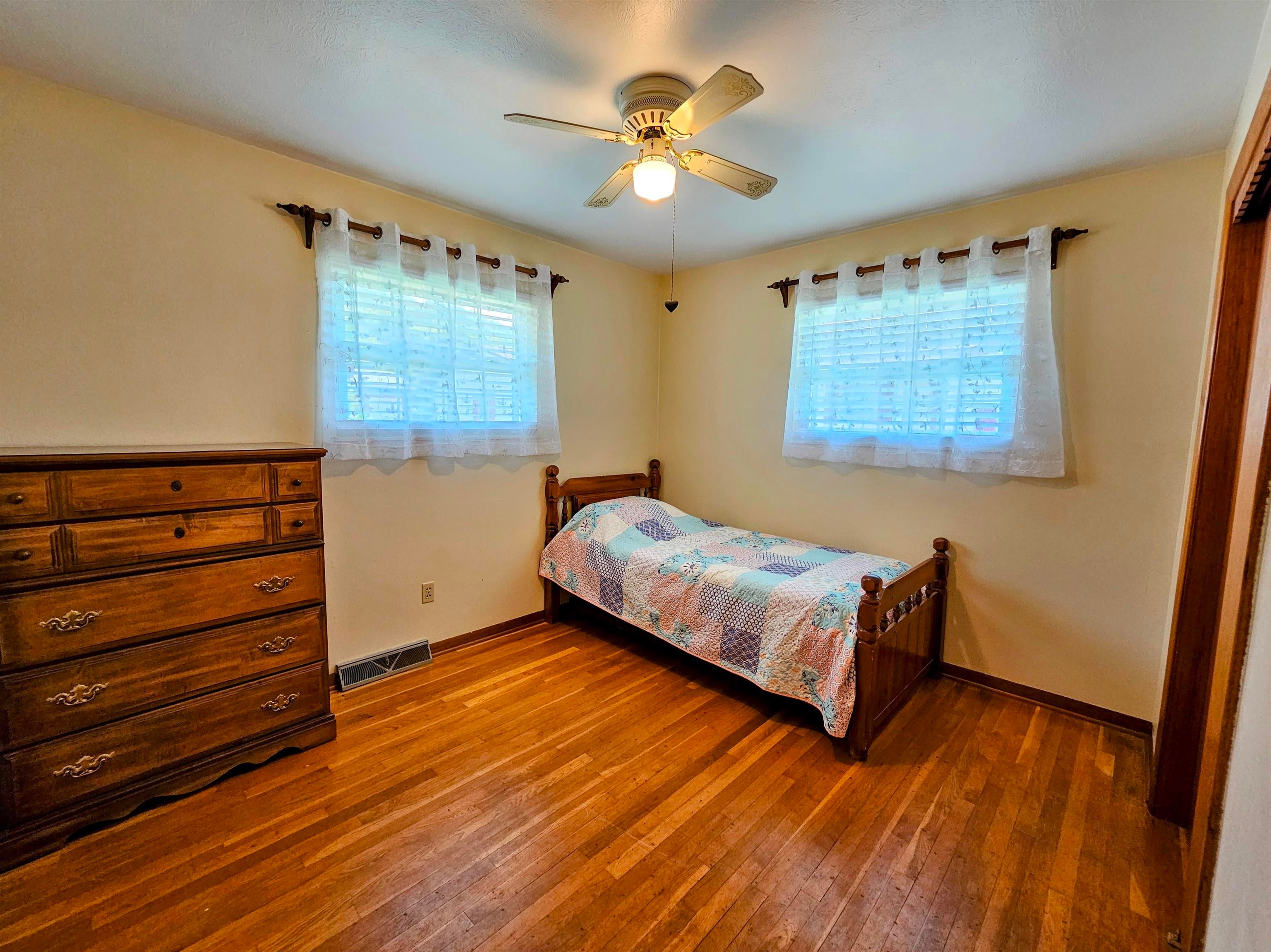 10865 Huntington Road Gallipolis Ferry, WV 25515 - Photo 19 of 32 Gallery Image 19