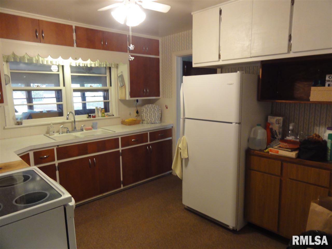 5601 Legion Hall Road Dunlap, IL 61525 - Photo 11 of 29 Gallery Image 11