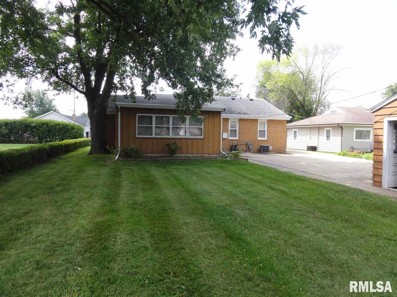 5601 Legion Hall Road Dunlap, IL 61525 - Photo 4 of 29 Gallery Image 4