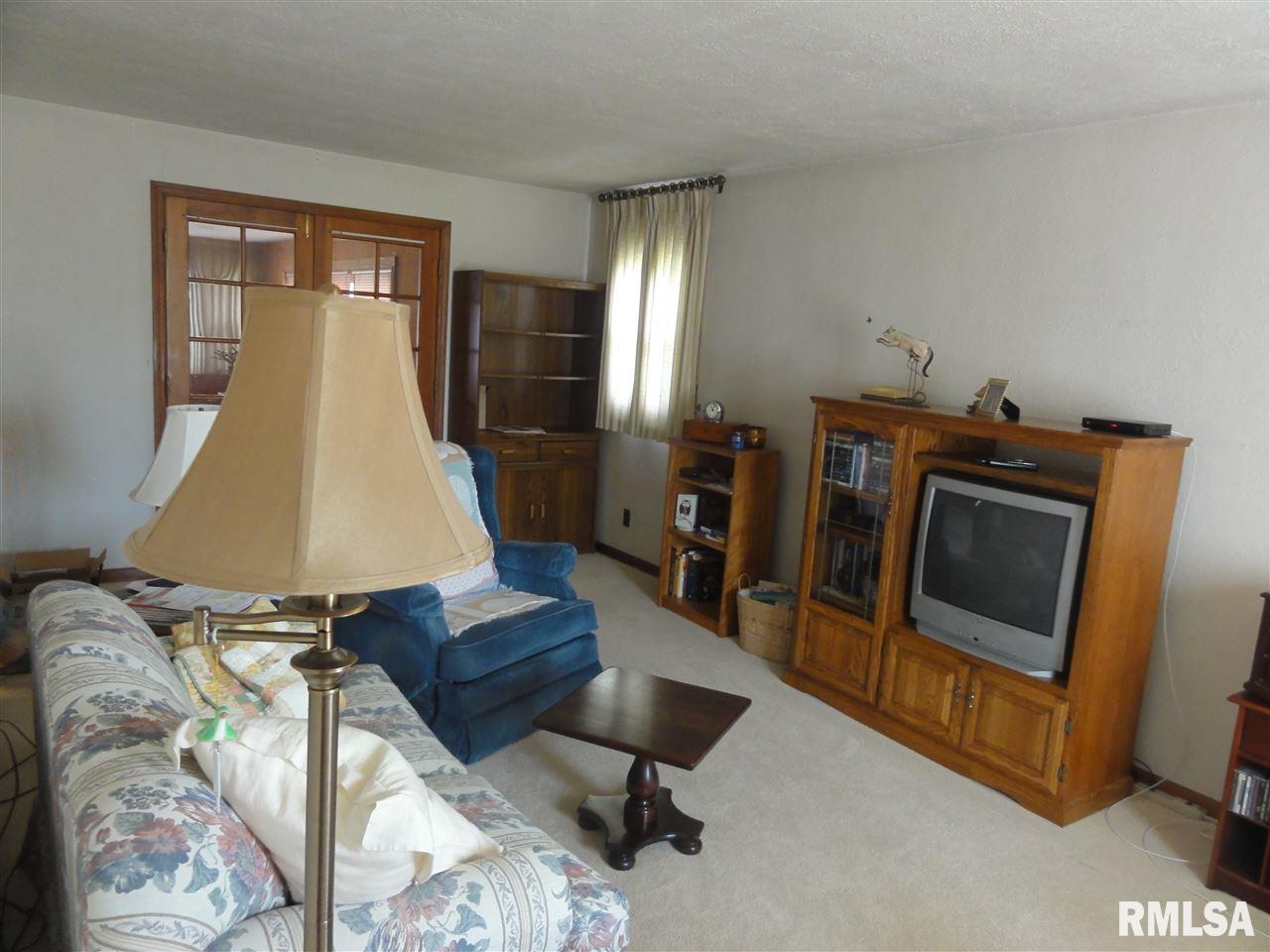 5601 Legion Hall Road Dunlap, IL 61525 - Photo 8 of 29 Gallery Image 8