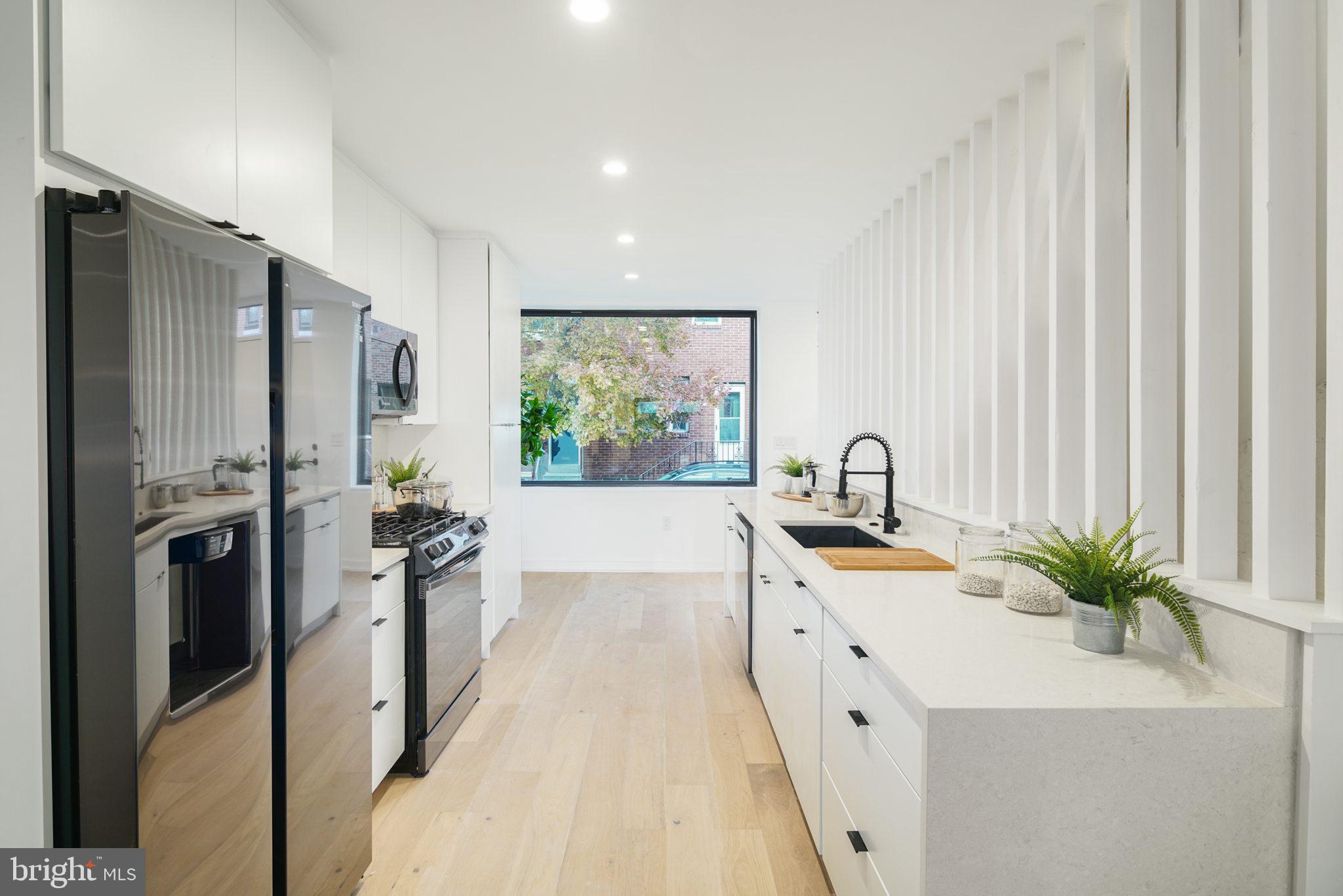 826 McClellan Street Philadelphia, PA 19148 - Photo 6 of 30 Gallery Image 6