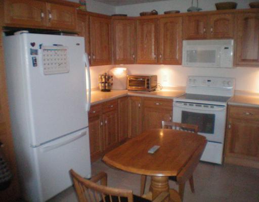 2231 Ridge Road McKeesport, PA 15135 - Photo 9 of 18 Kitchen.