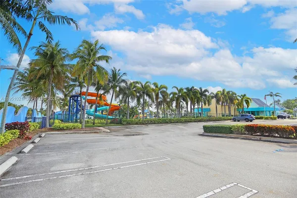 $229,999 | 6570 Royal Palm Boulevard, Unit 301J, Margate, FL 33063