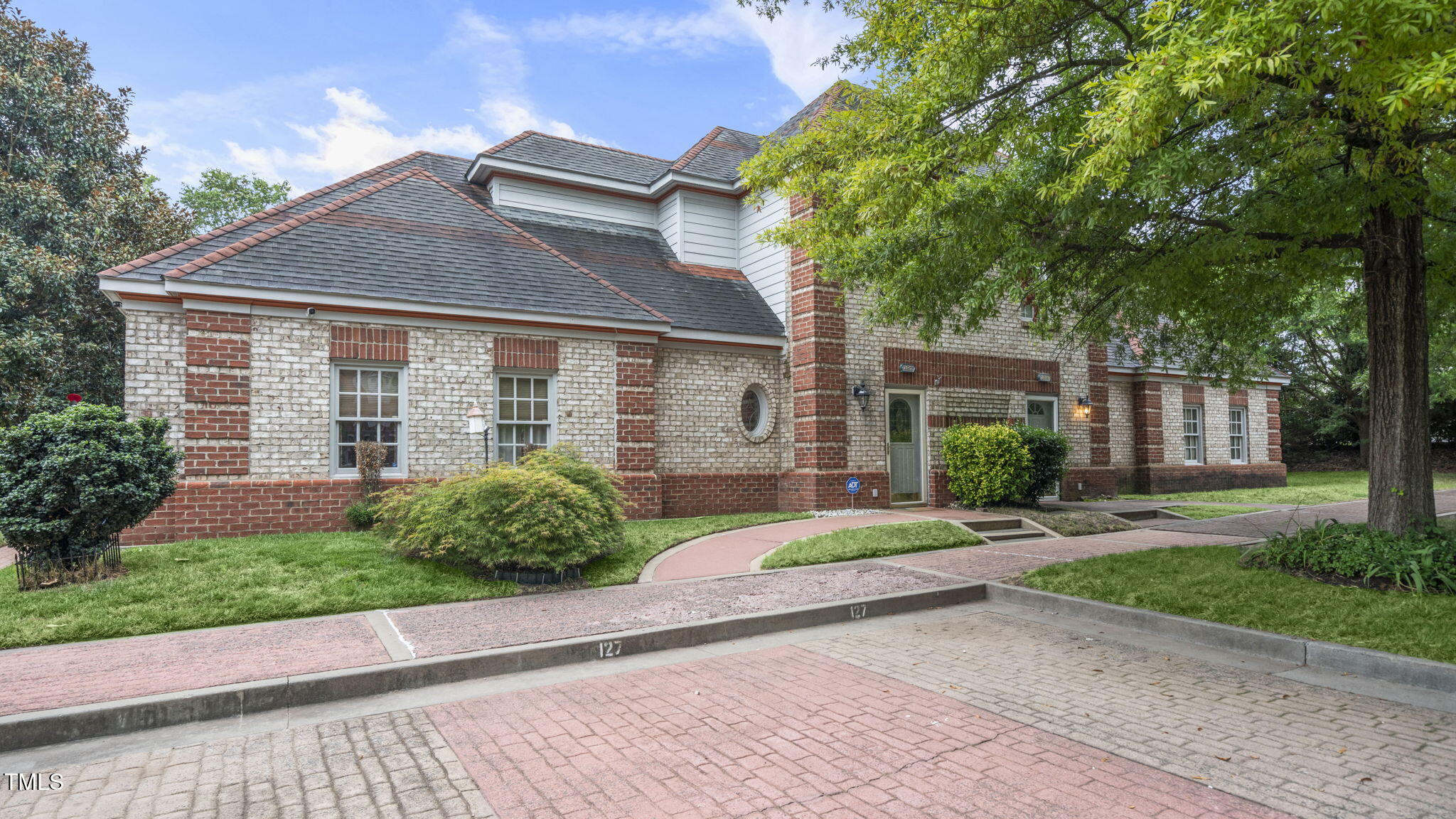 127 Presidents Drive Durham, NC 27704 - Photo 1 of 33 3-web-or-mls-127-northwest-presidents-dr