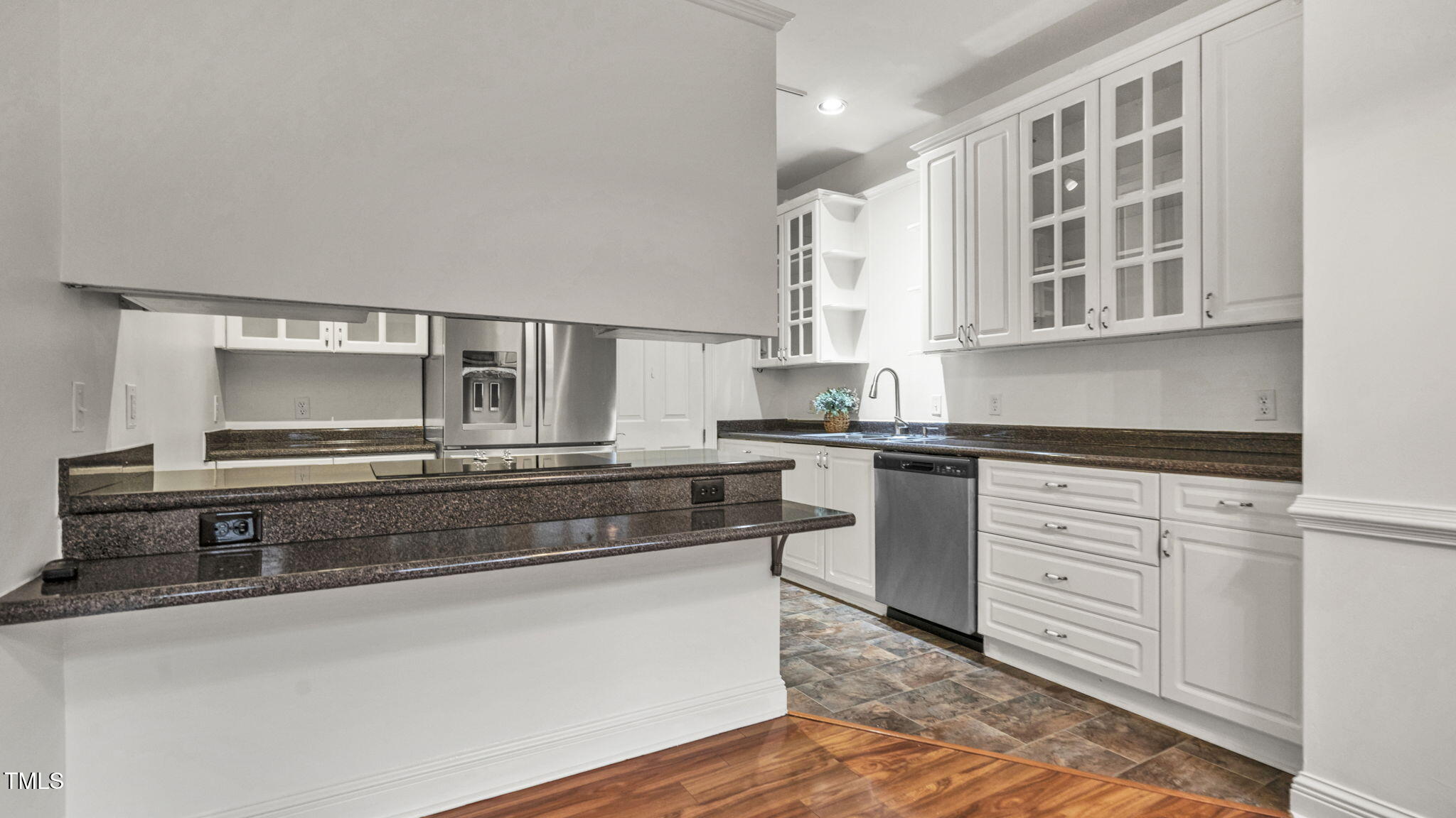 127 Presidents Drive Durham, NC 27704 - Photo 10 of 33 10-web-or-mls-127-northwest-presidents-d