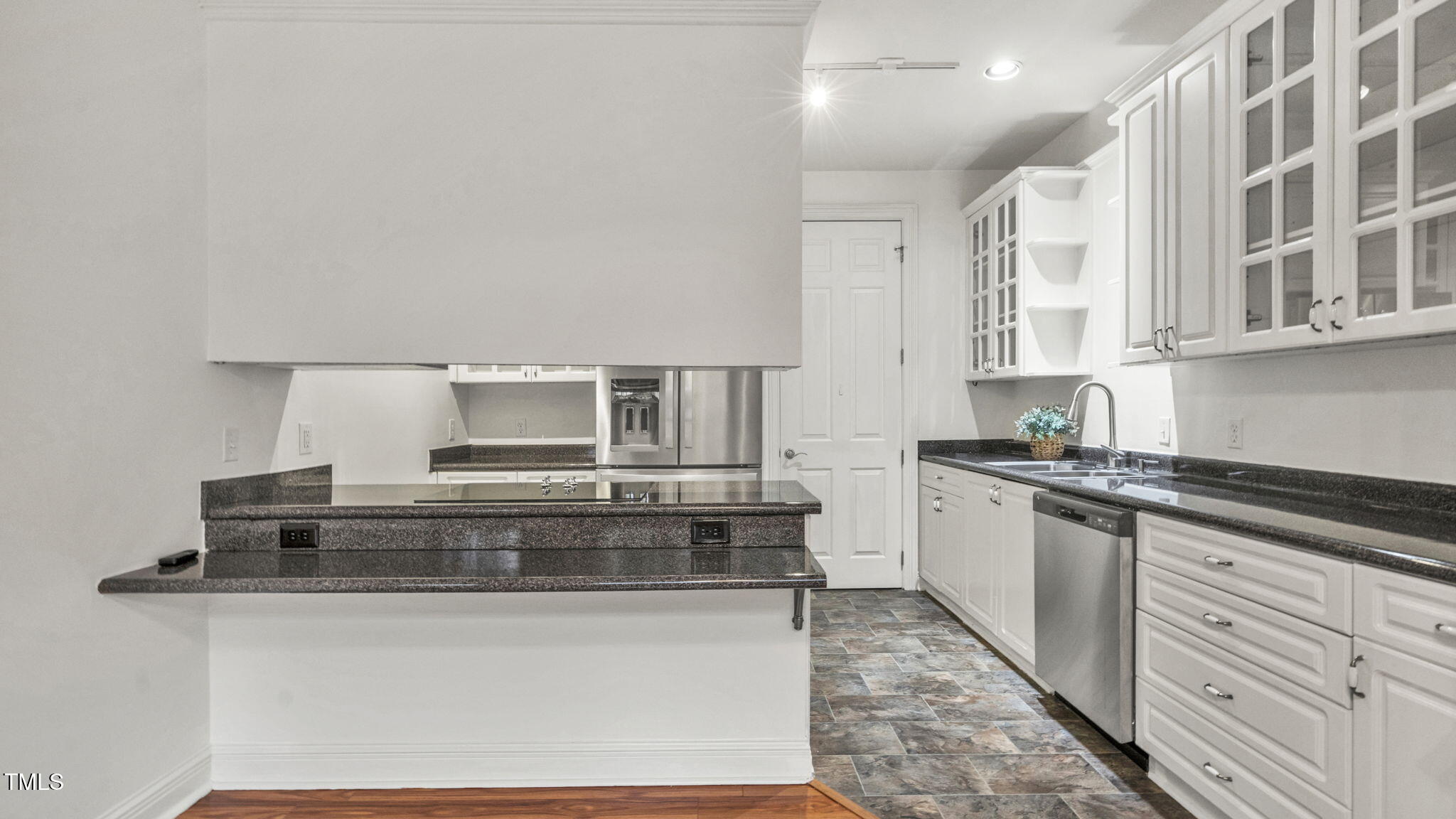 127 Presidents Drive Durham, NC 27704 - Photo 12 of 33 18-web-or-mls-127-northwest-presidents-d