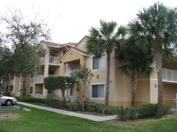 $1,650 | 131 Southwest Palm Drive, Unit 201, Port St. Lucie, FL 34986