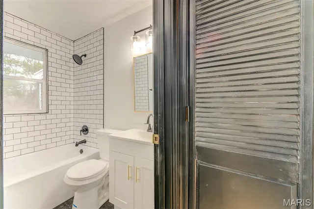 $159,500 | 9737 Calumet Drive, St. Louis, MO 63137