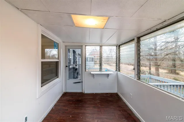 $159,500 | 9737 Calumet Drive, St. Louis, MO 63137