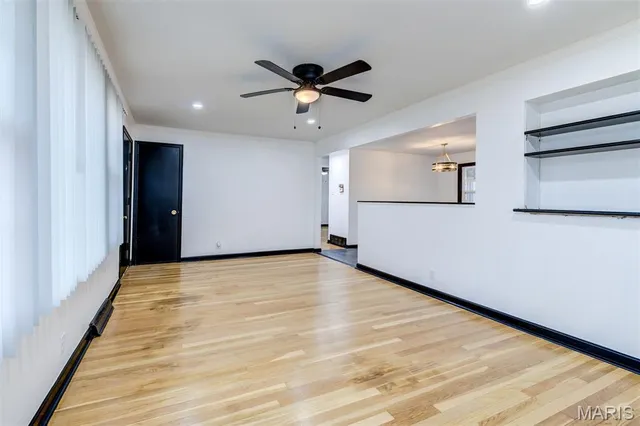 $159,500 | 9737 Calumet Drive, St. Louis, MO 63137