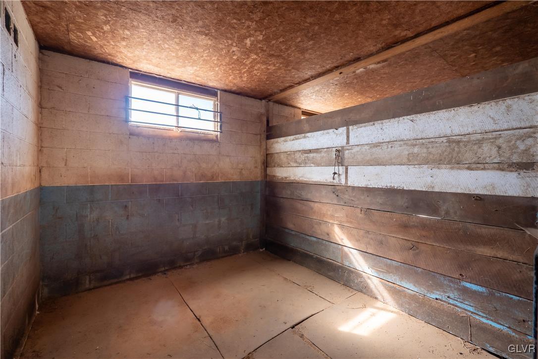 827 Pheasant Run Road Effort, PA 18330 - Photo 36 of 50