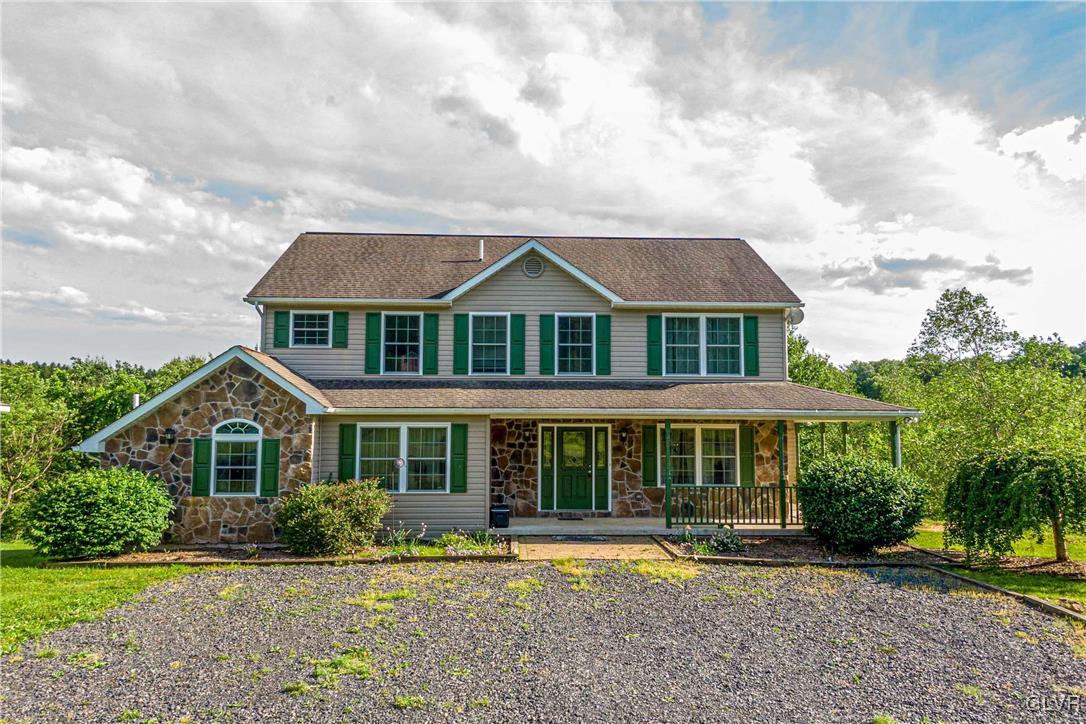 827 Pheasant Run Road Effort, PA 18330 - Photo 4 of 50